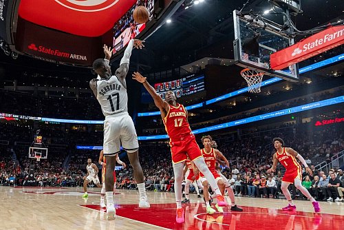 Die 13 Punkte von Dennis Schröder reichten nicht zum Sieg für die Brooklyn Nets. - © Jason Allen/AP/dpa