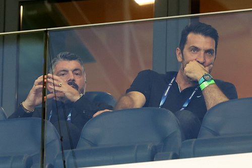 Italiens neuer Nationaltrainer Gennaro Gattuso (l) erlebte ein spannendes K.o.-Duell. - © Branislav Racko/dpa