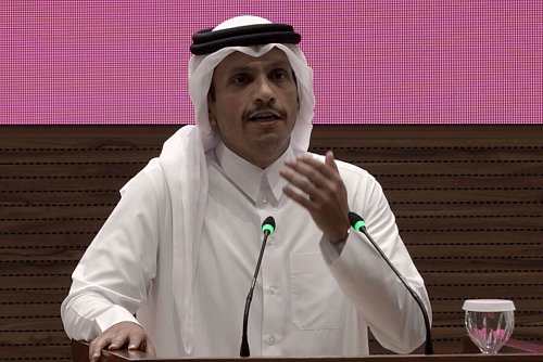 Katars Regierungschef Al Thani fordert nach Israels Angriff «echte und spürbare Maßnahmen auf allen Ebenen». (Archivbild) - © Uncredited/AP/dpa