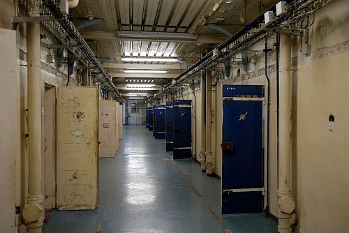 Sarkozy erwartet hinter Gittern keine Vorzugsbehandlung. (Archivbild) - © Francois Mori/AP/dpa