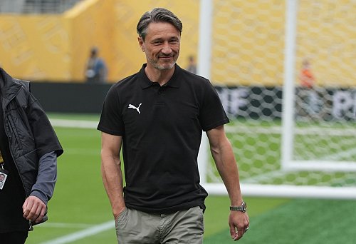 Trainer Niko Kovac blieb trotz des schlechten Spiels seines Teams gelassen. - © Frank Franklin II/AP/dpa