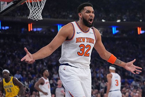 Für Karl-Anthony Towns und die Knicks sah es lange gut aus - bis ihnen die Partie völlig entglitt. - © Frank Franklin II/AP/dpa