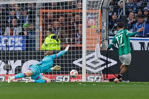 Münster schaffte den Ausgleich durch Batista Meier. - © Friso Gentsch/dpa