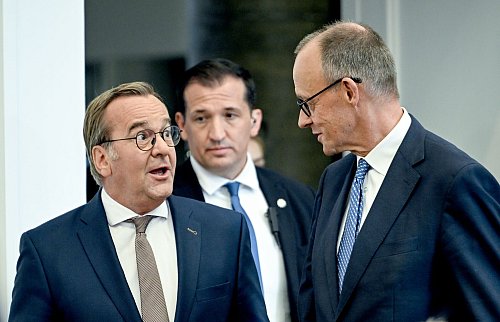 Pressekonferenz nach Kabinettssitzung im Bendlerblock - © Britta Pedersen/dpa