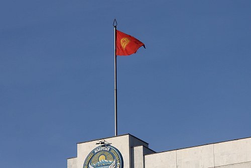 Zuletzt zeigte das System in Kirgistan zunehmend autoritäre Züge: Mehrere kritische Medien wurden als extremistisch verboten, bekannte Oppositionelle landeten im Gefängnis. - © André Ballin/dpa