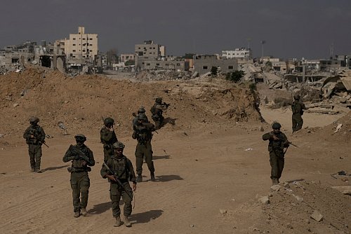 Der Gaza-Krieg ist ein zentrales Thema bei Amnesty. - © Leo Correa/AP/dpa