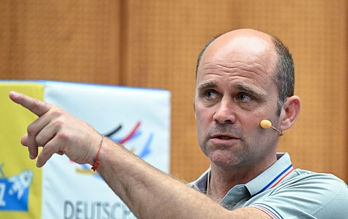 Jan Hempel erhebt 2022 schwere Vorwürfe gegen seinen ehemaligen Trainer. - © Bernd Weißbrod/dpa