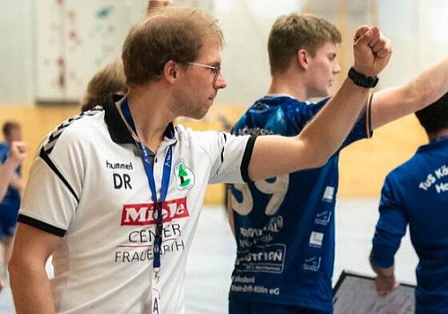 Dennis Redlich ist in Köln beim TuS Königsdorf ein erfolgreicher Handball-Trainer. - © Dennis Redlich