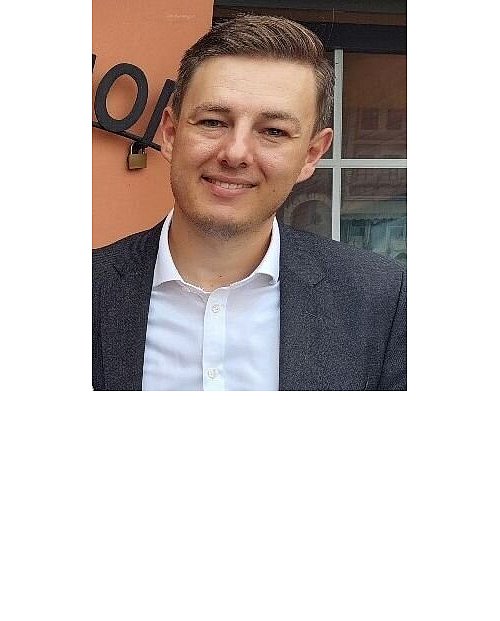 Diakonie-Vorstand Andreas Riedel nennt personelle und gesetzliche Gründe für die Auflösung des Palliativteams. - © Diakonie