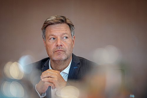 Robert Habeck (Bündnis 90/Die Grünen), muss den Neuanfang gestalten. - © Kay Nietfeld