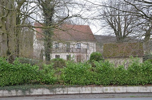 Angezündet: Haus Beune brannte vollständig nieder. - © Andreas Großpietsch