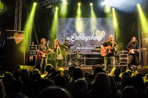 "Deine Lieblingsband" aus Osnabrück spielt zum ersten Mal in Halle. - © Deine Lieblingsband