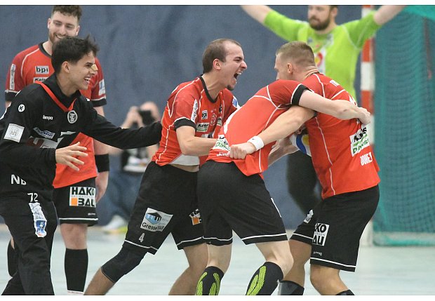 TuS Brockhagen gegen Spvg. Steinhagen - die Bilder vom Ortsderby in der Handball-Oberliga