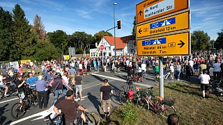 Fahrraddemo in Gütersloh gegen den vierspurigen Ausbau der B61