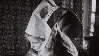 Wer erkennt diese Personen auf den Fotos des Wertheraners Vincent Böckstiegel?