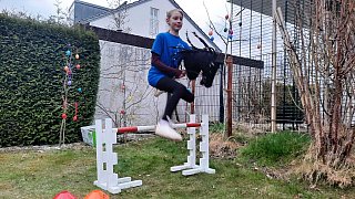 Hobby-Horsing: Einblicke in das Training in Halle