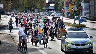 Fahrraddemo in Gütersloh gegen den vierspurigen Ausbau der B61
