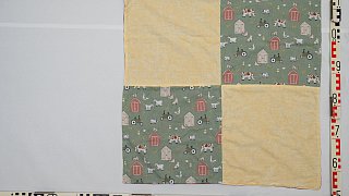 Baby in Bielefeld ausgesetzt: Wer kennt diese Decken?