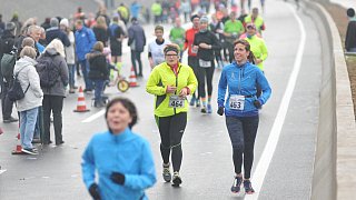 Fotostrecke: Autobahnlauf A 33