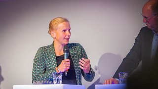 Zahlreiche Besucher beim großen HK-Live-Event zur Wahl 2025