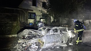 Autobrand an der Waldbadstraße