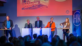 Zahlreiche Besucher beim großen HK-Live-Event zur Wahl 2025