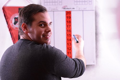 Lars Ziepelmeyer ist Darts-Abteilungsleiter der Spvg. Hesselteich. - © Sven Hauhart