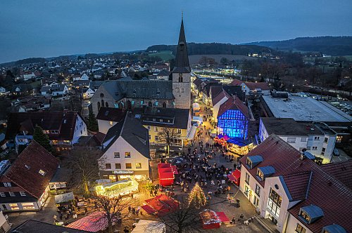 Am dritten Adventswochenende lädt der kleine, idyllische Christkindl-Markt von Werther wieder zum Bummeln und Verweilen ein. - © Ulrich Fälker