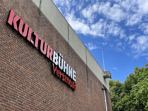 Die Kulturbühne Versmold ist ein Ort für Kino, Theater, Konzerte und Veranstaltungen. - © Tasja Klusmeyer