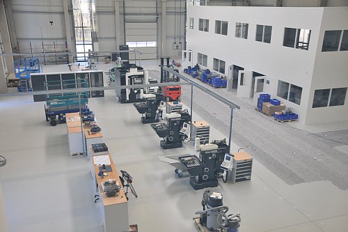 Mehrere Millionen Euro hat Hörmann in das neue Ausbildungszentrum in Steinhagen-Brockhagen investiert. - © Frank Jasper