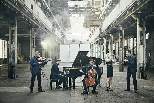 Das Ensemble Spark ist bei "Bach - Berio - Beatles - Eine Hommage an musikalische Heroen" mit dabei. - © Gregor Hohenberg
