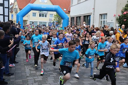 Das Schoolrunning startet um 18.30 Uhr. - © Alexander Heim
