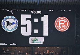 Arminia schlägt Düsseldorf zum Zweitligaauftakt 5:1