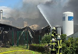 Großbrand bei der Kartoffelmanufaktur Pahmeyer in Werther