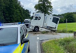 Erneuter Lkw-Unfall auf der B476 nahe der A33 in Versmold