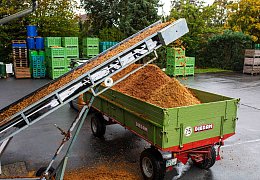 Einblicke in die Mosterei Barteldrees in Halle