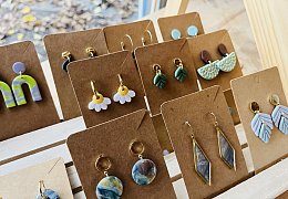 Grundschullehrerin mit kreativem Nebenjob erfolgreich