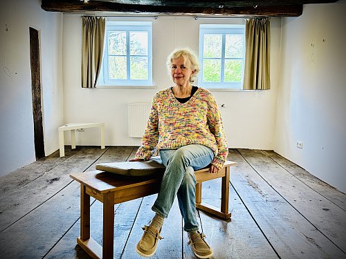 Astrid Schütze ist Nachbarin des geplanten Bauprojekts. - © Nicole Donath