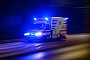 Rettungswagen im Einsatz - Robert Michael/dpa Rettungswagen im Einsatz - Robert Michael/dpa