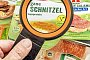 Vegane Schnitzel, Frikadellen, Fleischwurst, Salami im Kühlschrank, Thema geplantes EU-Verbot von Fleisch-Bezeichnungen für Veggie-Produkte, Verwechlungsgefahr mit echten Fleisch-Produkten wie Südtiroler Speck, München, Oktober 2025 - 1 - picture alliance / Wolfgang Maria Weber Vegane Schnitzel, Frikadellen, Fleischwurst, Salami im Kühlschrank, Thema geplantes EU-Verbot von Fleisch-Bezeichnungen für Veggie-Produkte, Verwechlungsgefahr mit echten Fleisch-Produkten wie Südtiroler Speck, München, Oktober 2025 - 1 - picture alliance / Wolfgang Maria Weber