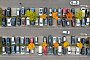 Autos auf einem herbstlichen Parkplatz - Jan Woitas/dpa/dpa-tmn