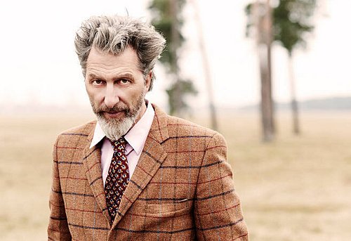 Rufus Beck gehört zu den erfolgreichsten deutschen Schauspielern, jetzt kommt er nach Steinhagen. - © Christian Kaufmann